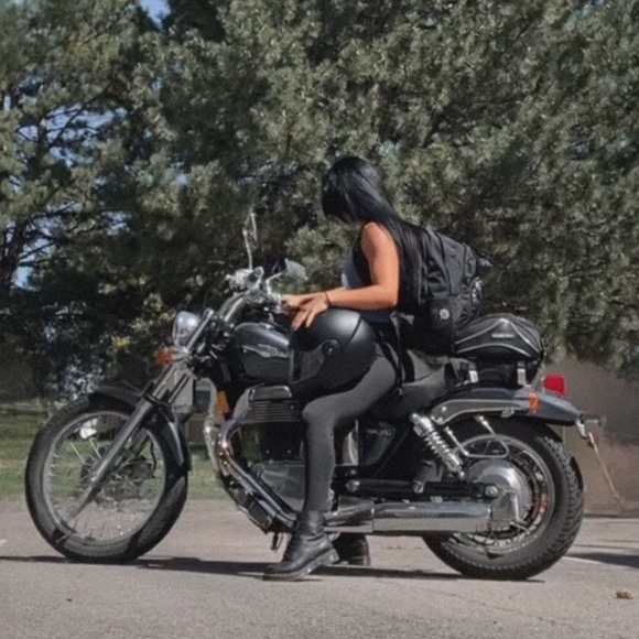 Meet your Posher, Jess - Picture 5 of 15